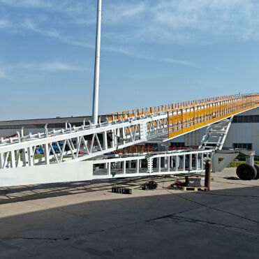 Un bon prix. Transporteur mobile de chargement de navires pour le chargement et le déchargement de matières en vrac en ligne